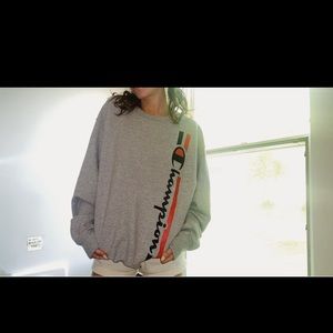 ❤️‍🔥Gray / Blue / Red Champion Crew Neck